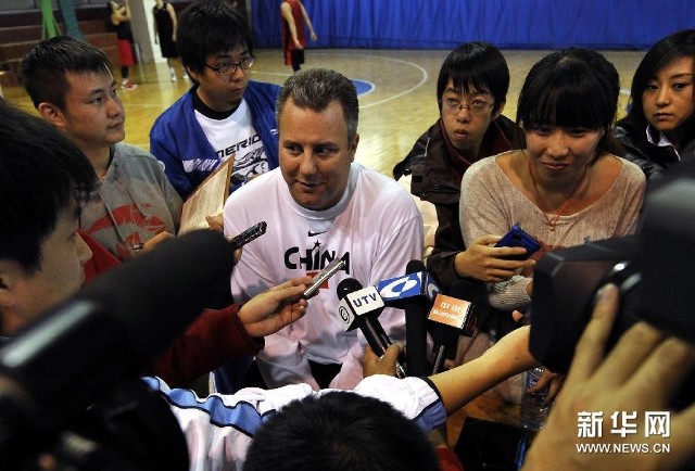 九游-包含新疆广汇内部会议纪要流出：今夜战术微调，中超使命明确，年轻球员得到机会的词条